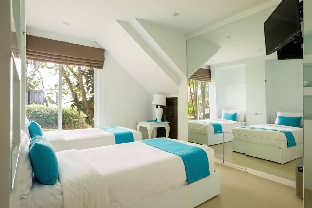 Villa Nirvana - Beachfront Tropical Chic 4Br Haven In Cape Panwa, Phuket Ban Ao Makham Экстерьер фото